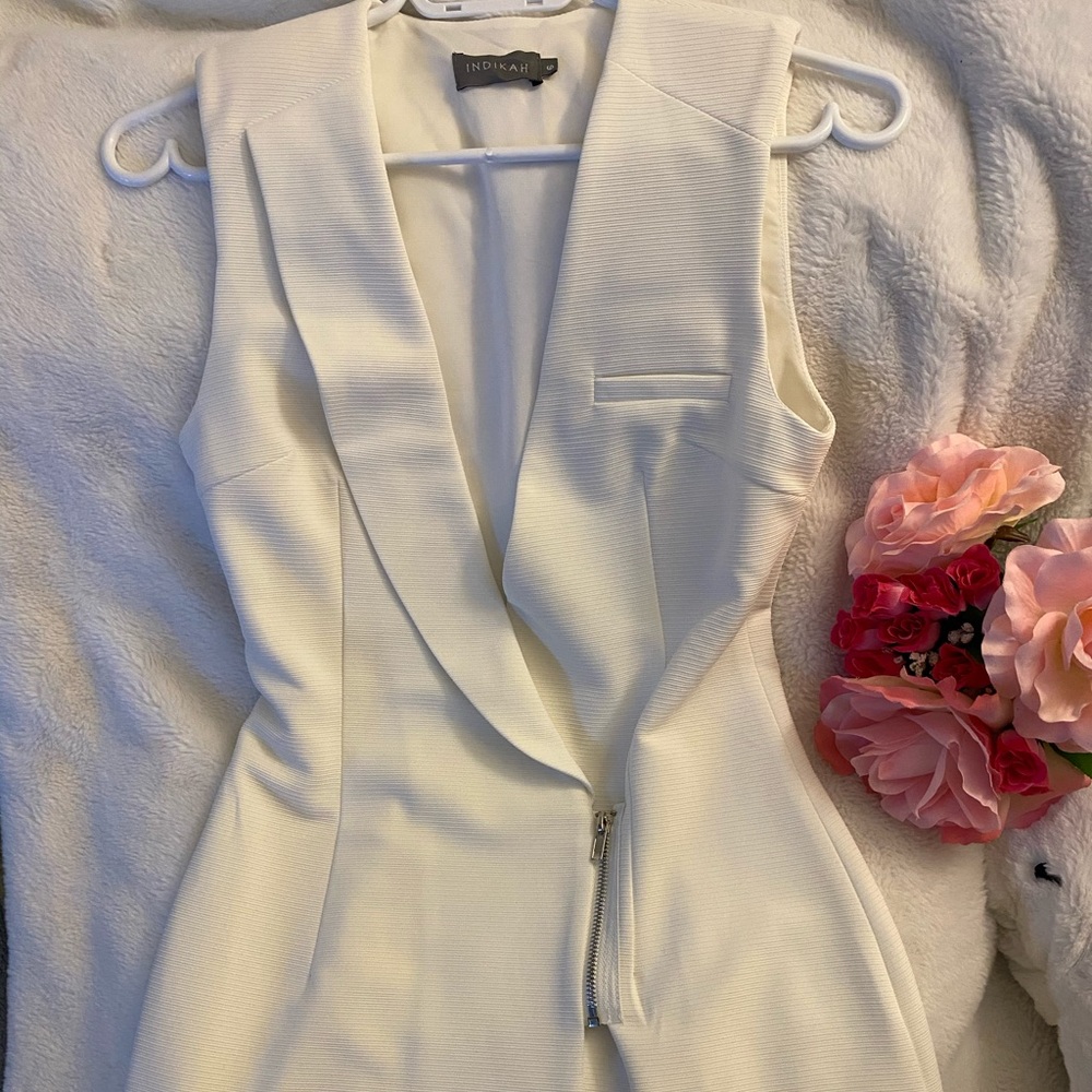 ❤️ladies white vest ❤️